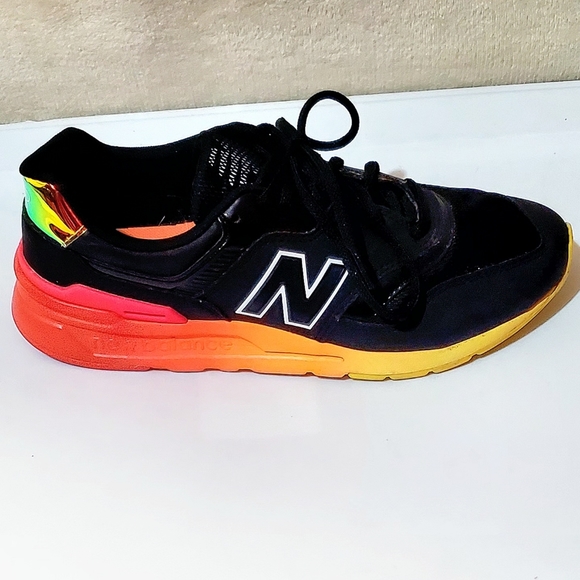 NEW BALANCE 997H SHOES. FASHION SNEAKERS MENS Sz:6.5 AMAZING CONDITION. - Picture 6 of 15